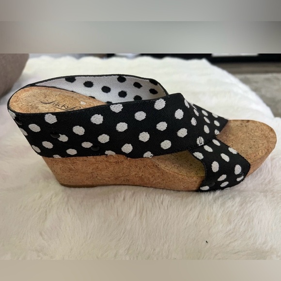 Lucky Brand Black white Polka dots studded women’s sandal wedges. Cork sole. 9.5 - Picture 2 of 12